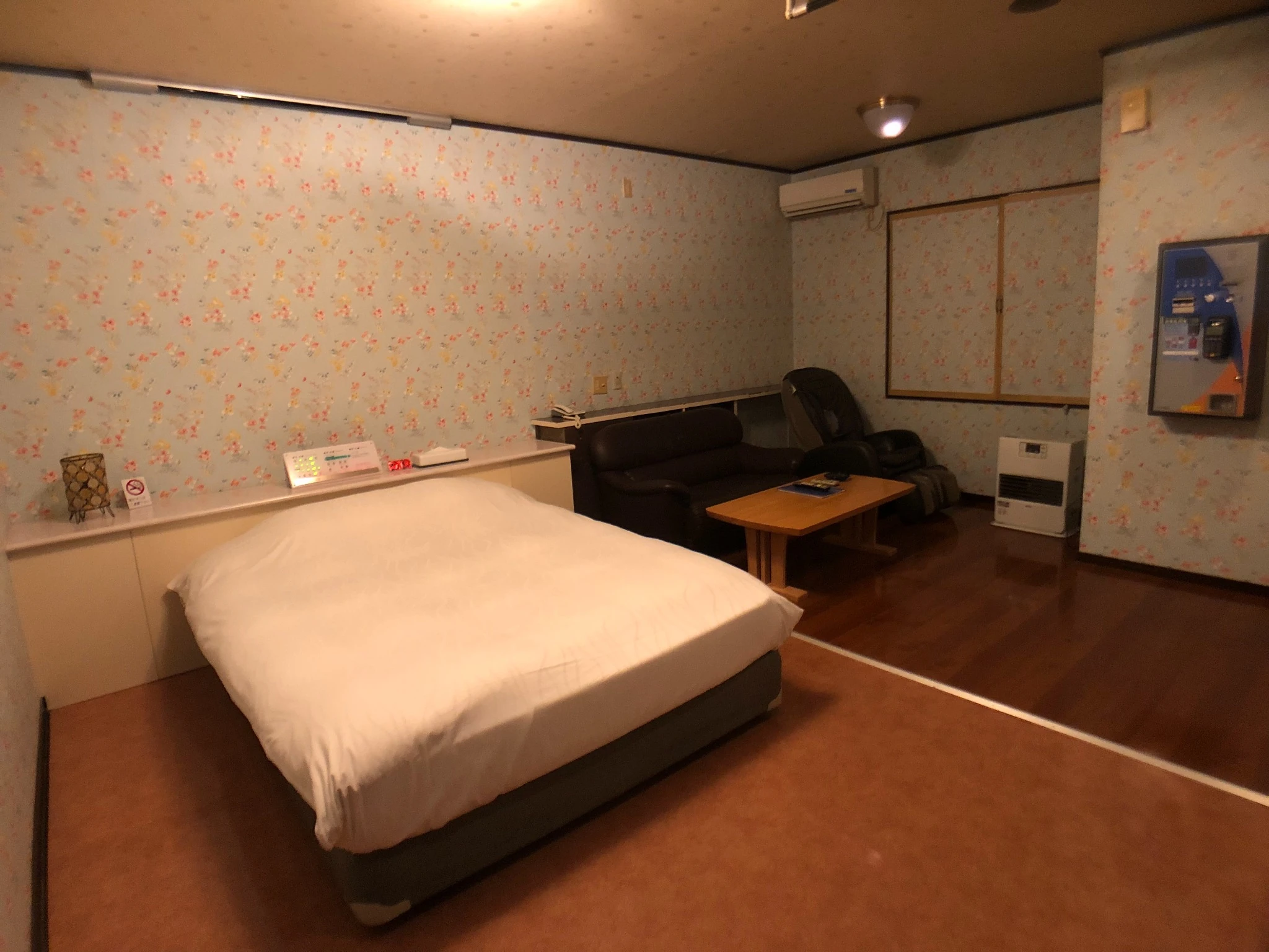 ホテル ニューパープル 112号室 客室写真